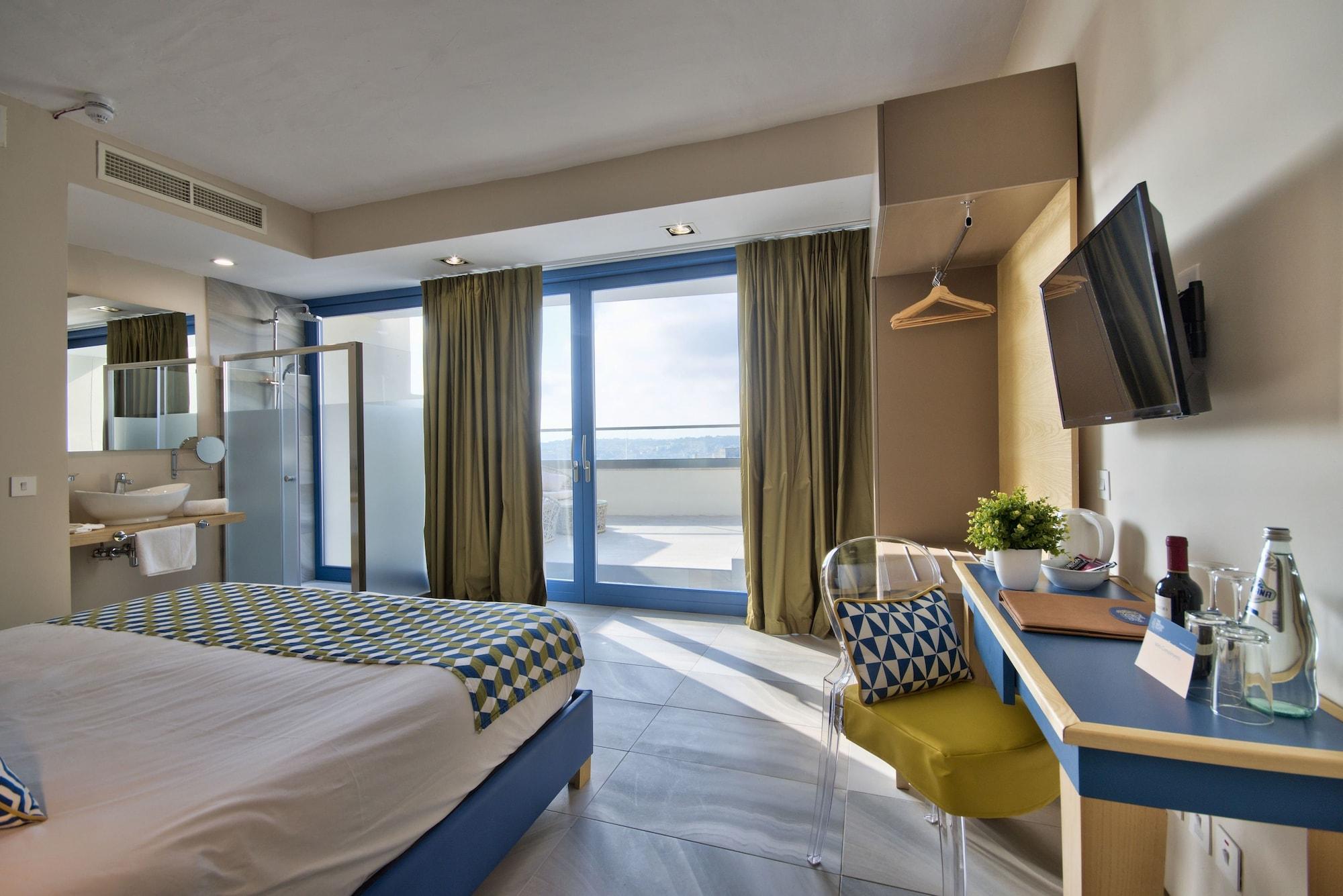 The British Suites Valletta Exterior photo